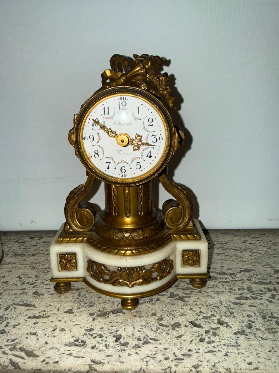 Vieille pendule avec paire de cassolettes bougeoirs réversible style Louis XVI-photo-2