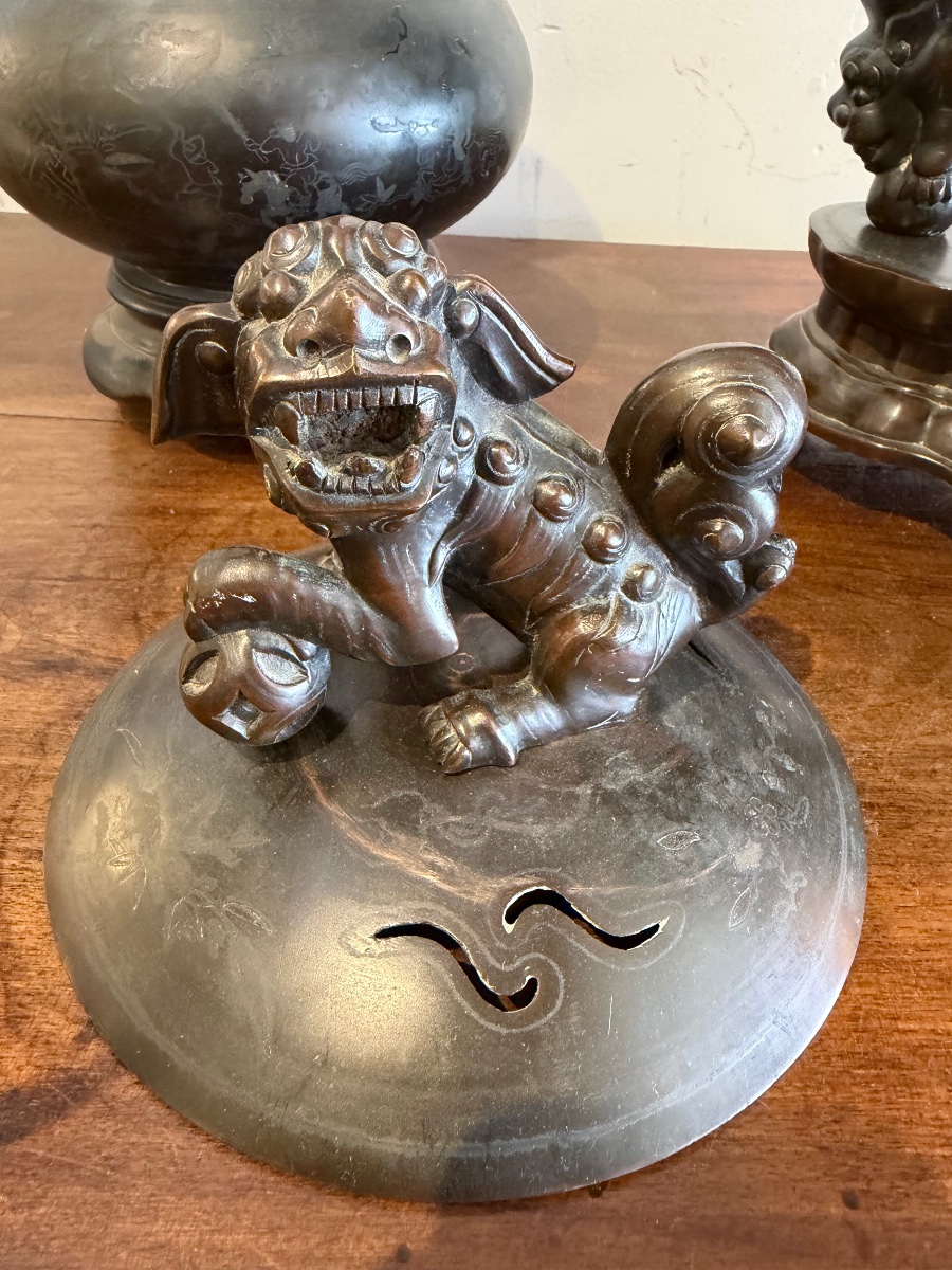 Asian-style Fireplace Trim In Patinated Bronze-photo-4