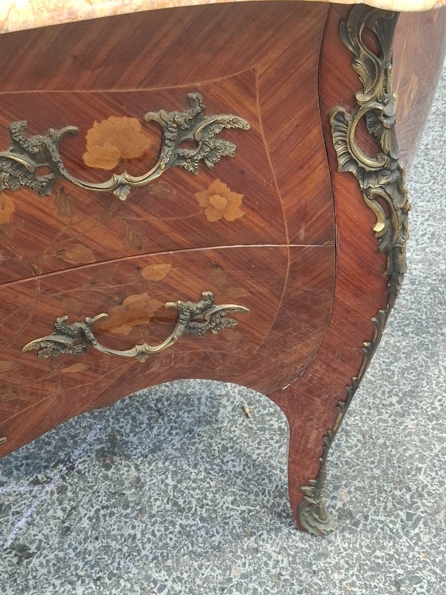 Commode De Style Louis XV En Marqueterie -photo-1