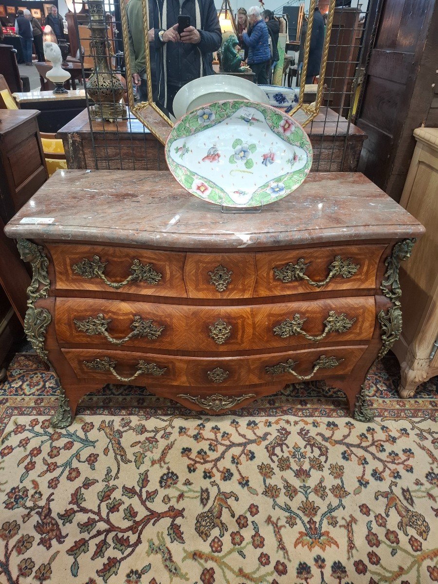 Louis XV Style Chest Of Drawers In Marquetry 