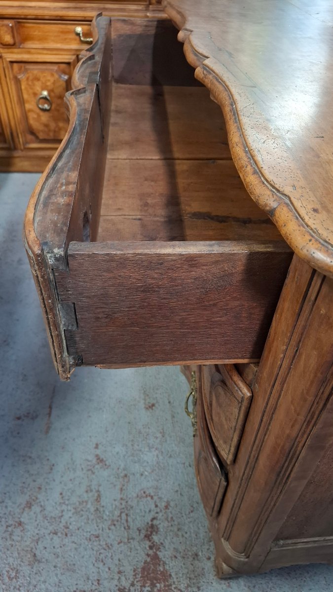 18th-century Walnut Chest Of Drawers-photo-6