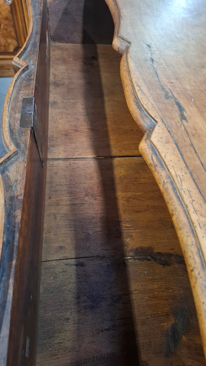 18th-century Walnut Chest Of Drawers-photo-7