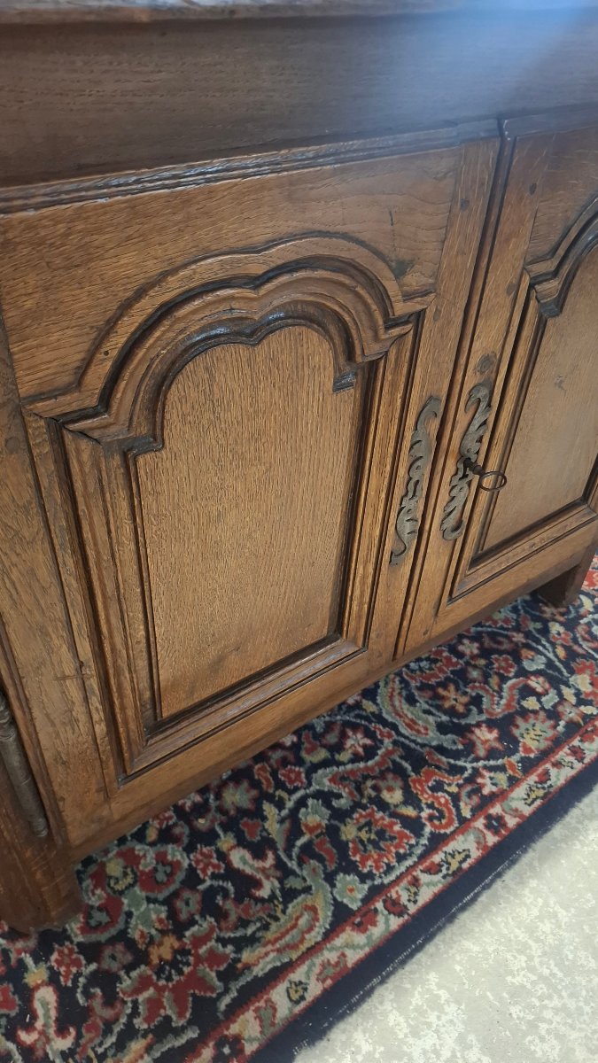Small 18th-century Sideboard-photo-1
