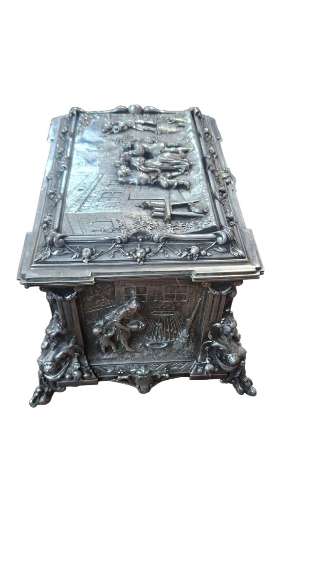 19th-century Jewelry Box-photo-1