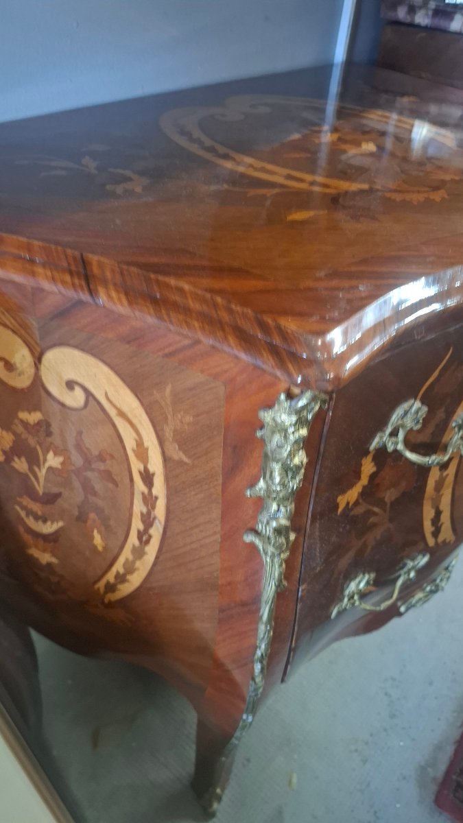 Louis XV-style Chest Of Drawers With Marquetry -photo-1