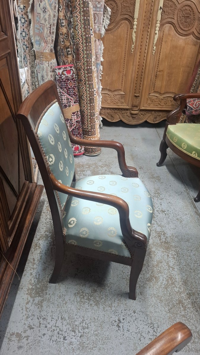 Restoration-era Armchairs -photo-2