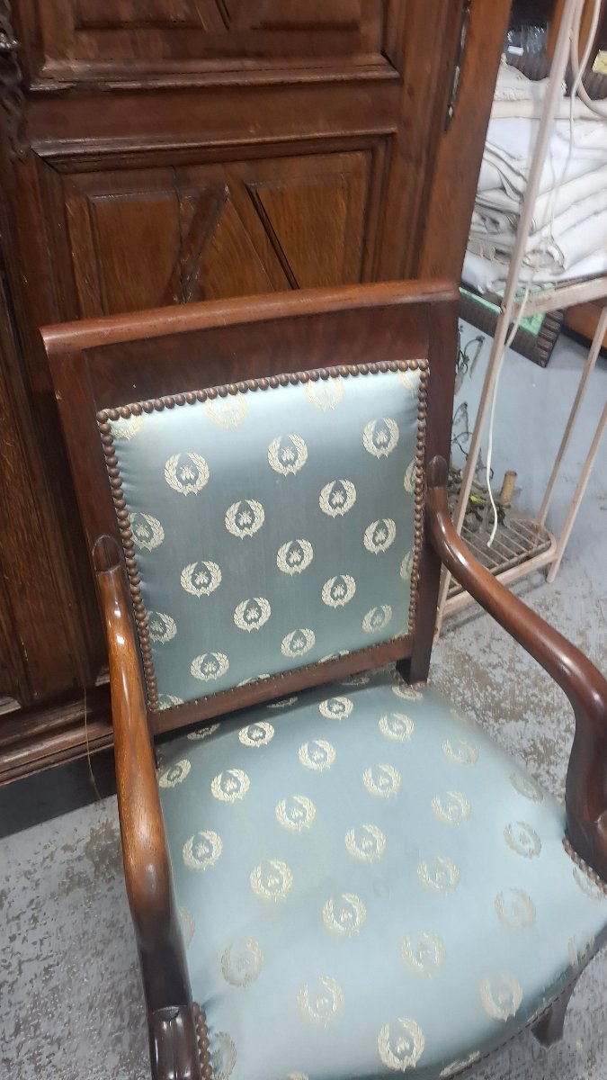 Restoration-era Armchairs -photo-3