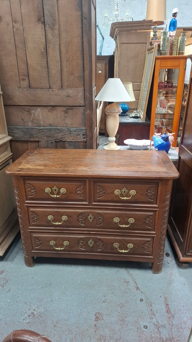 18th-century Chest Of Drawers Made Of Chestnut And Oak-photo-5