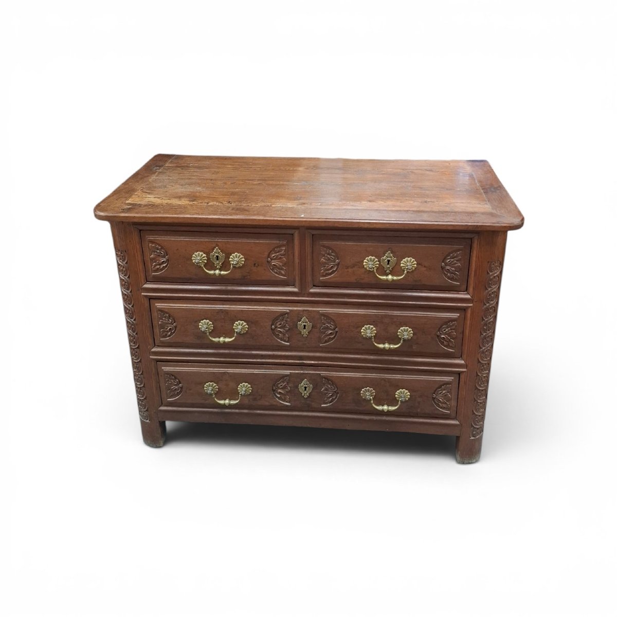 18th-century Chest Of Drawers Made Of Chestnut And Oak