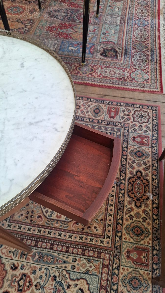Hot Water Bottle Table -photo-4