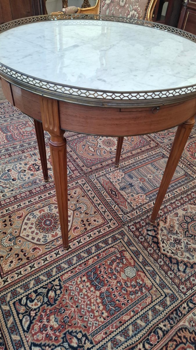 Hot Water Bottle Table -photo-1