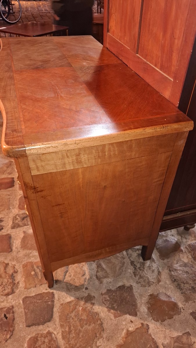 Louis XV-era Chest Of Drawers -photo-2