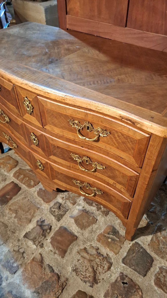 Louis XV-era Chest Of Drawers -photo-1