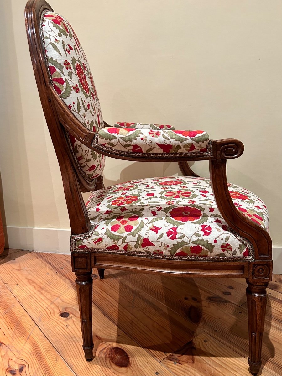 Pair Of Louis XVI Period Armchairs In Walnut-photo-4