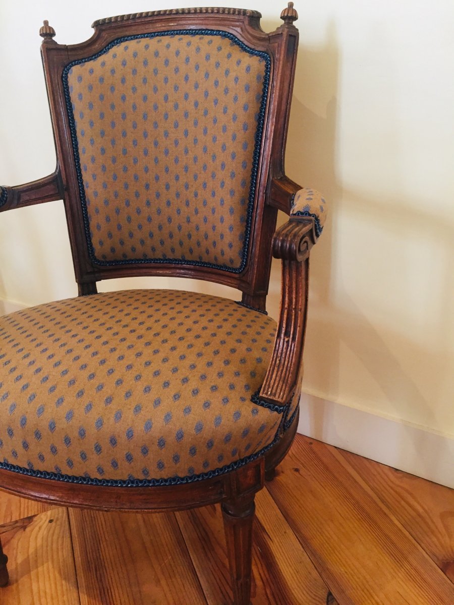 Louis XVI Period Armchair-photo-4