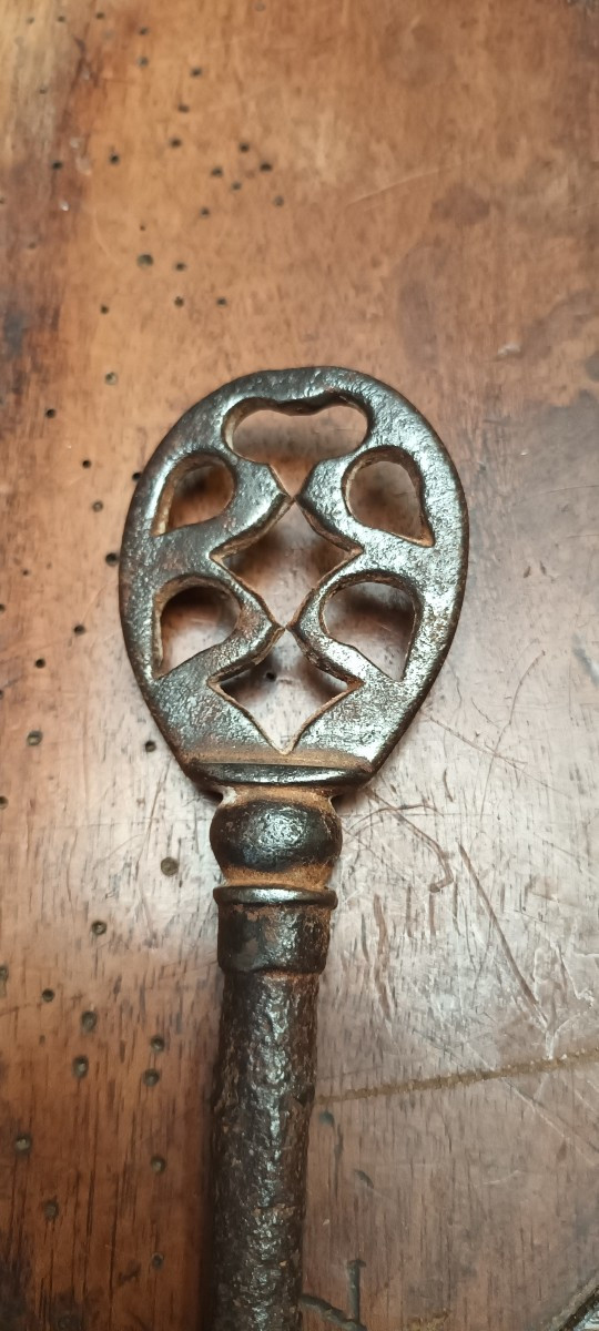 Key To 17th Century Folk Art Work -photo-2