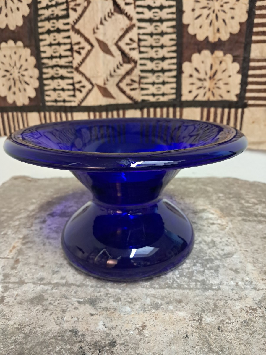 Bordeaux Blue Glass Spittoon