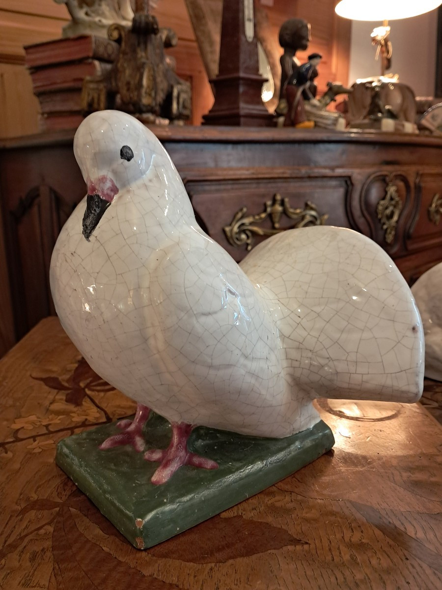 Pigeon en faience de bavent Normandie 