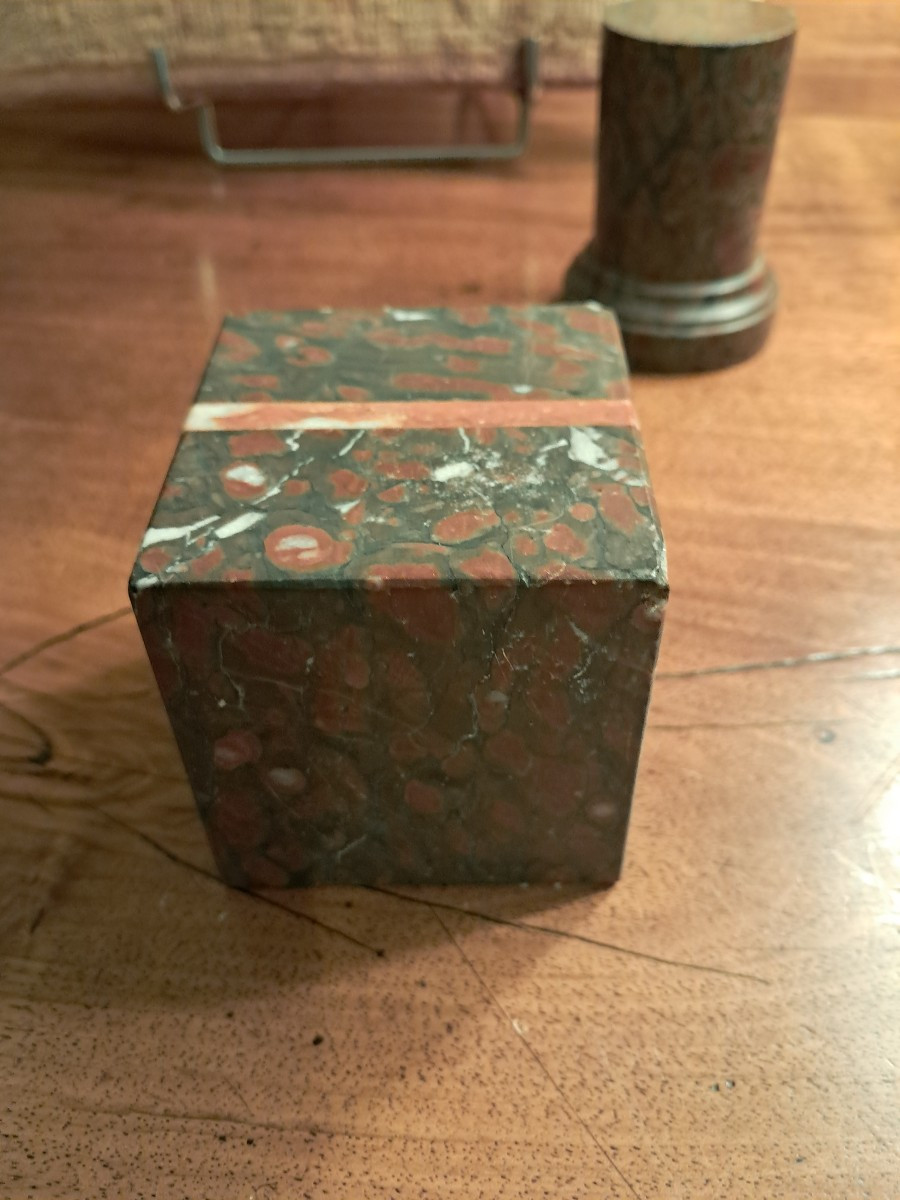 Presentoir en marbre pour objet de qualité -photo-2