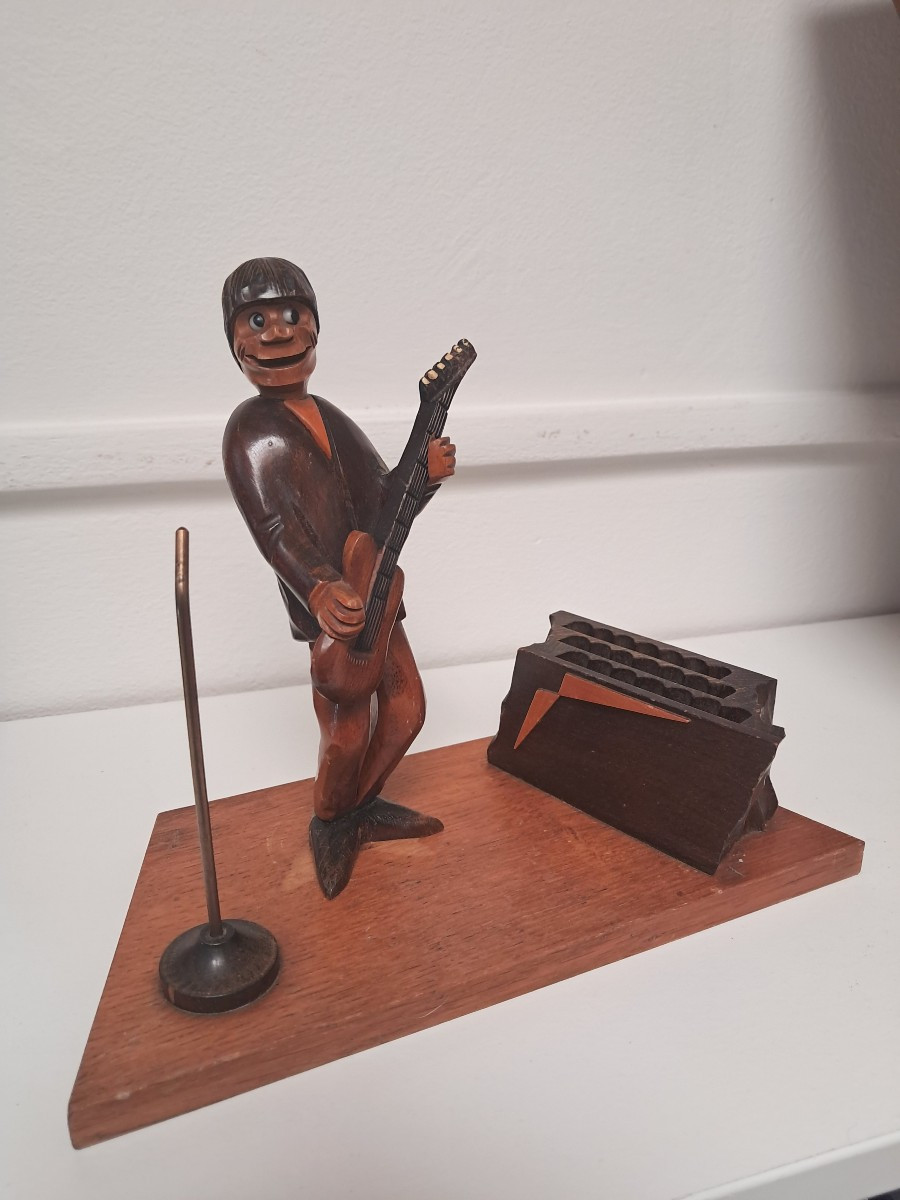 Cigarette Dispenser 1950s