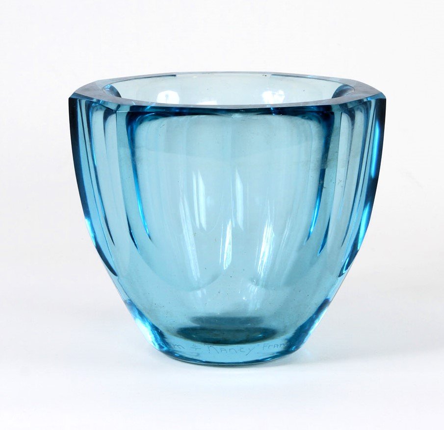 DAUM Nancy France Vase cristal bleu à côtes taillées vers 1930