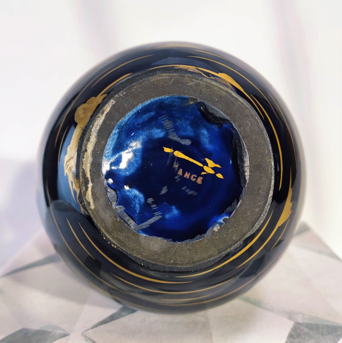 Gustave Asch (1856–1911), Art Nouveau Porcelain Vase With A "bleu De Tours" And Gold Background-photo-1