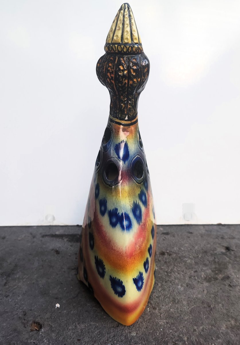 Accolay Pottery: Large Glazed Ceramic Anthropomorphic Vase Depicting A Figure-photo-3