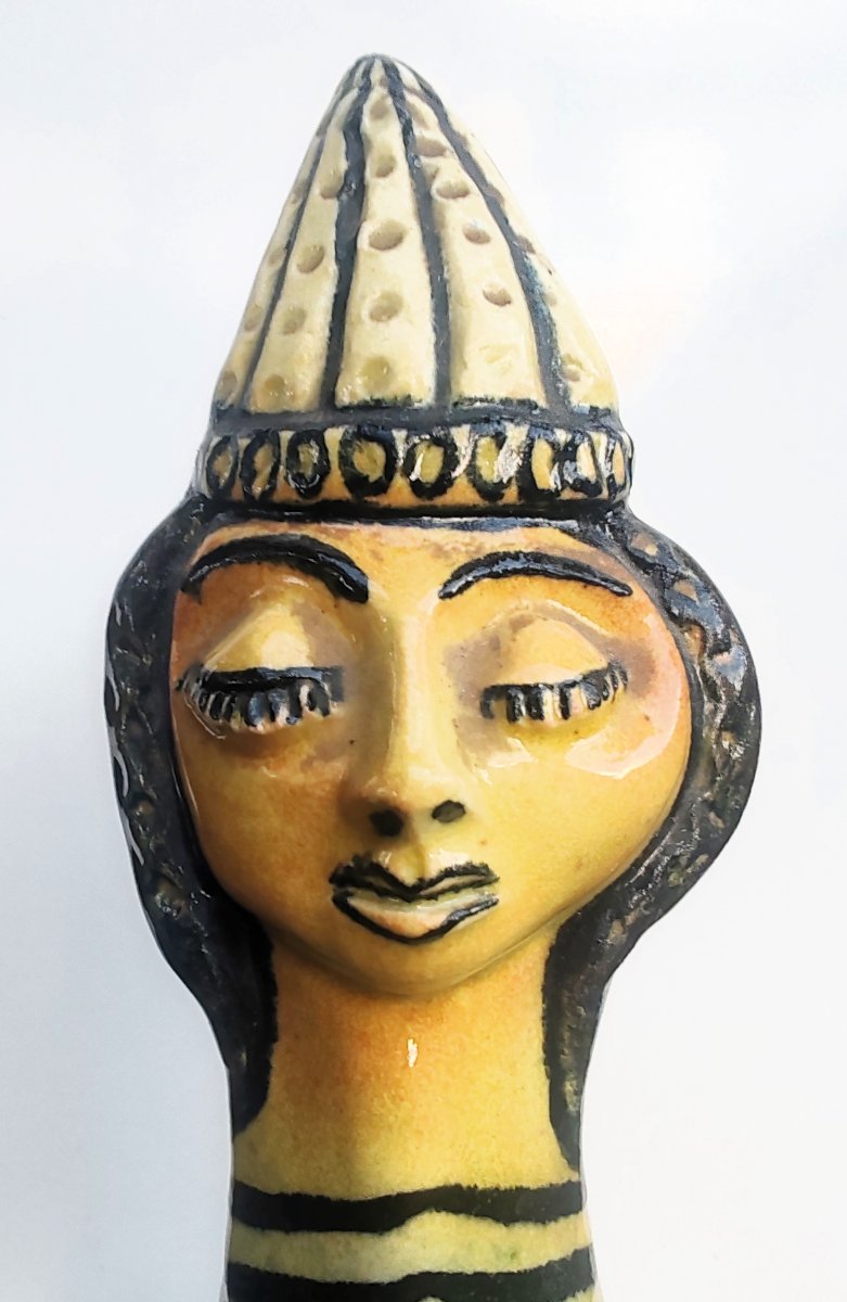 Accolay Pottery: Large Glazed Ceramic Anthropomorphic Vase Depicting A Figure-photo-1