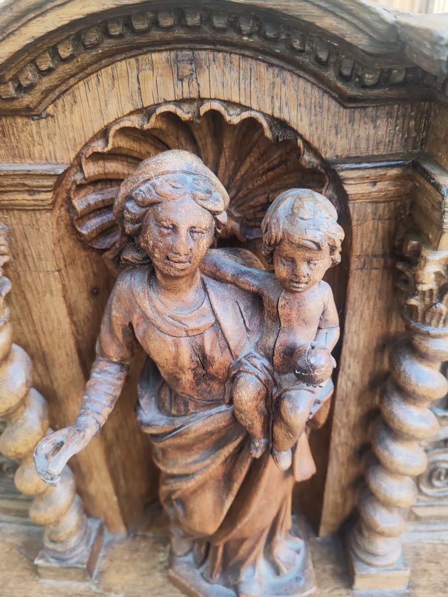 «Vierge à l’enfant» Statue et son support partie d’un rétable en bois sculpté Fin XVII ème-photo-4