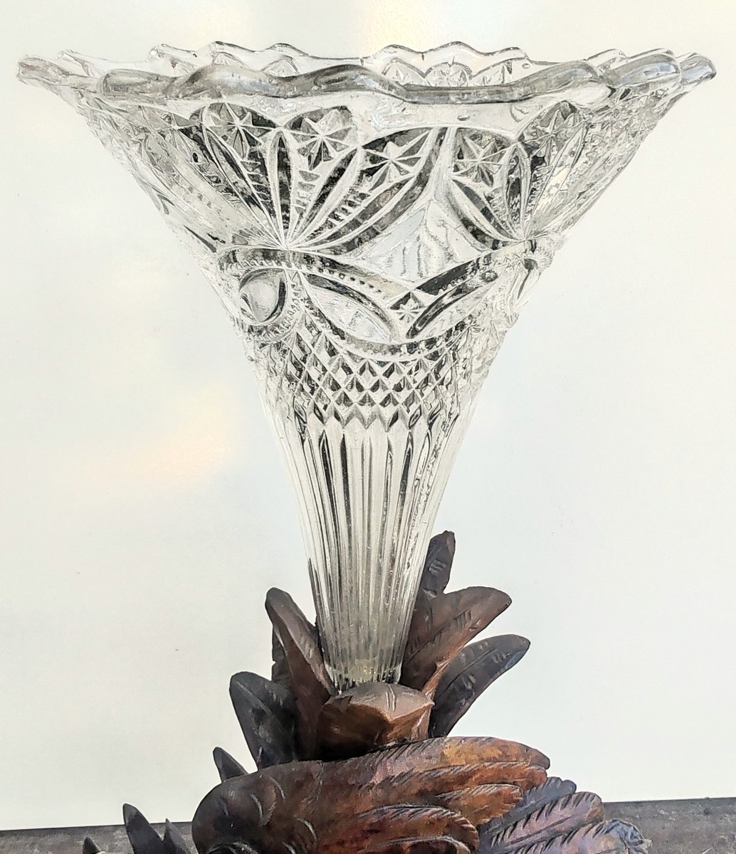 Porte-vase en bois (style Forêt-Noire, suisse) vase en verre de Bohême fin XIX Début XX ème-photo-4