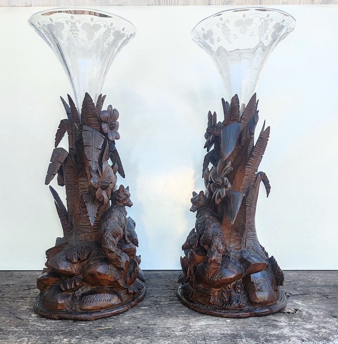 Paire de grands supports sculptés à la main (style Forêt-Noire suisse) Fin XIX Début XX ème-photo-2