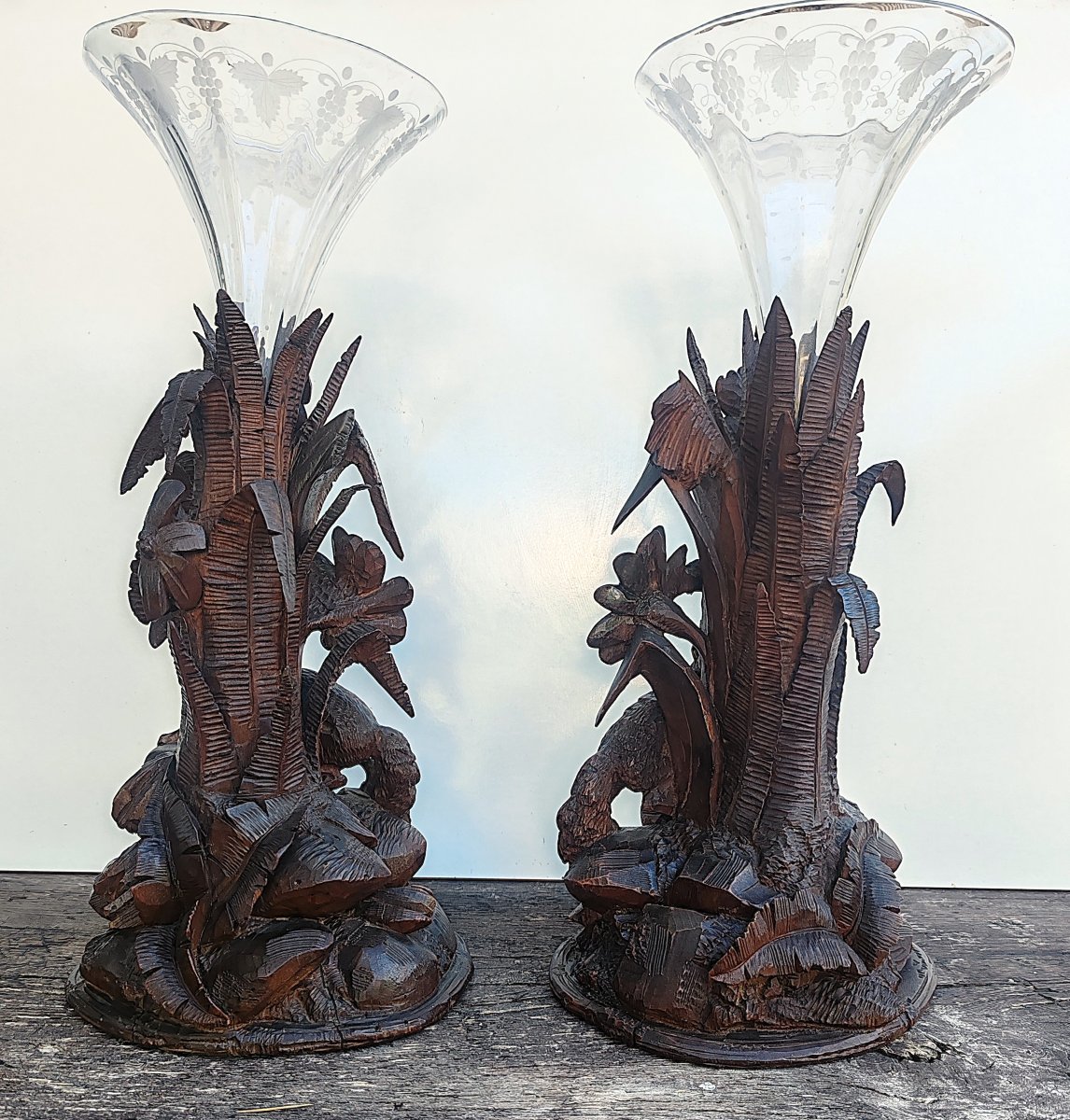 Paire de grands supports sculptés à la main (style Forêt-Noire suisse) Fin XIX Début XX ème-photo-4