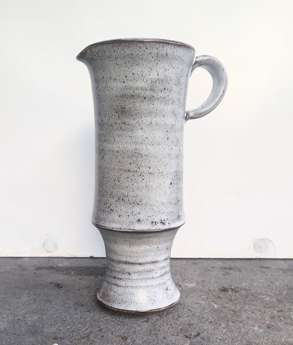 Michel ANASSE Grand Pichet / Vase en grès émaillé blanc sur fond brun vers 1965