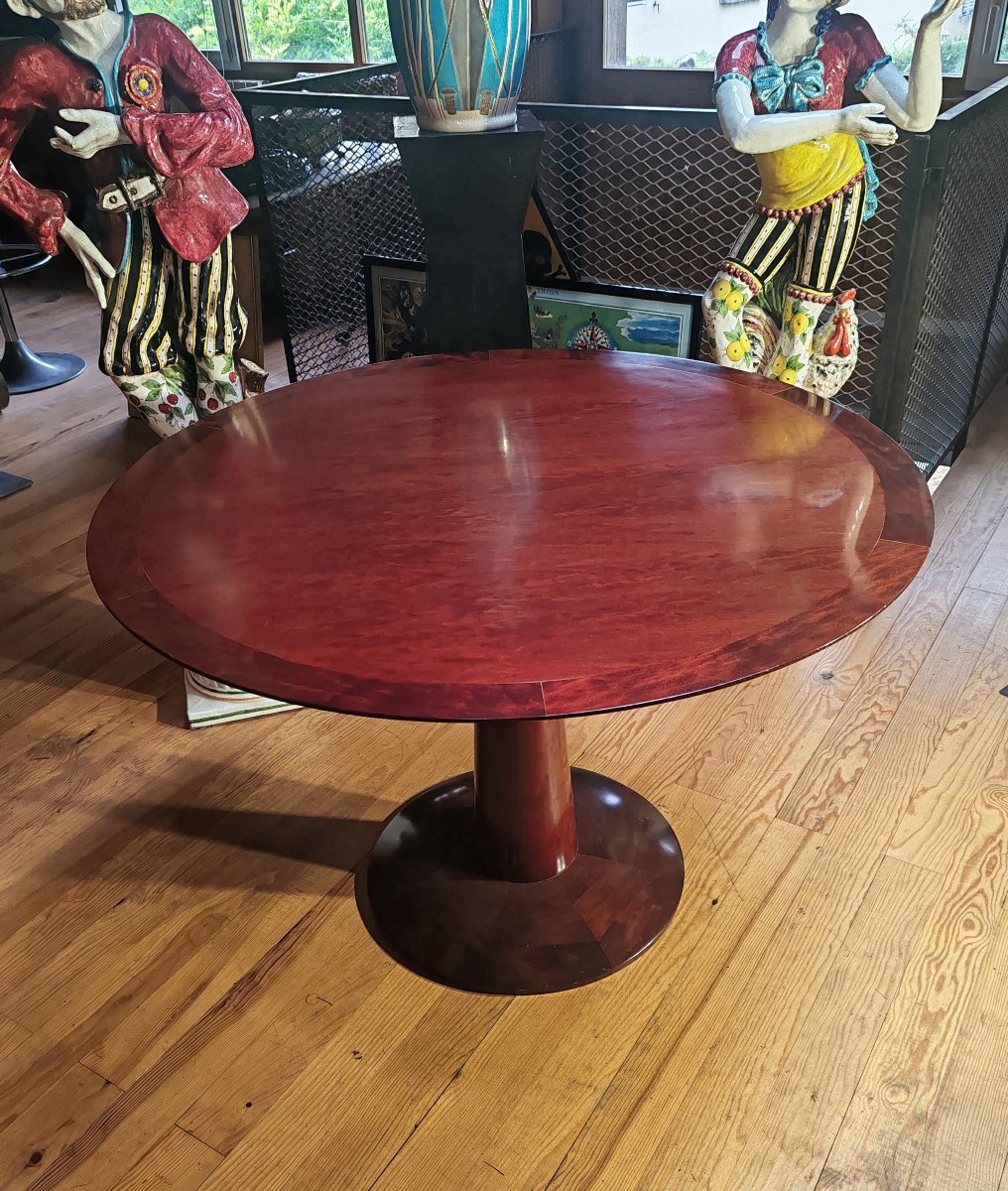 Table de salle à manger circulaire par la maison de haute ébénisterie française Philippe HUREL