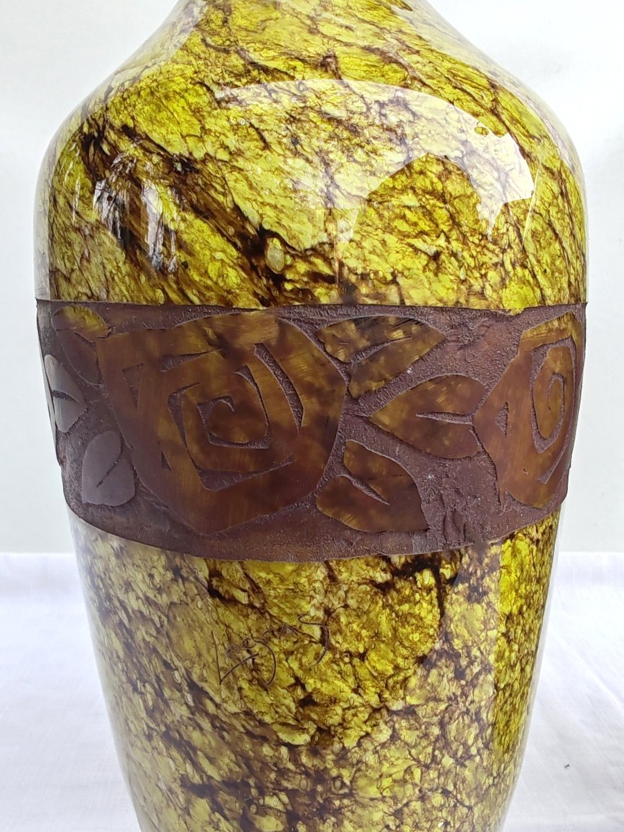 LEGRAS Paire de vases ovoides en verre marmoréen panse ceinte d’une frise dépolie -photo-4