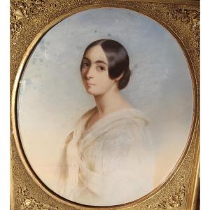 « Portrait pastel d’une Jeune Femme En Médaillon Henry Marielle XIXème »