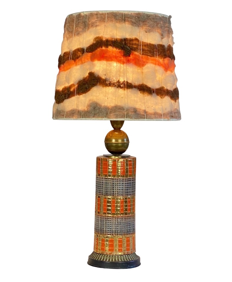 Lampe en céramique attribuée à Bitossi – Italie, années 1970 – décor orange, brun et or