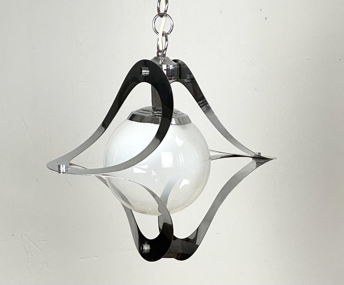 Suspension Space Age en chrome, bois et verre opalin, années 1970,  Mazzega ?-photo-4