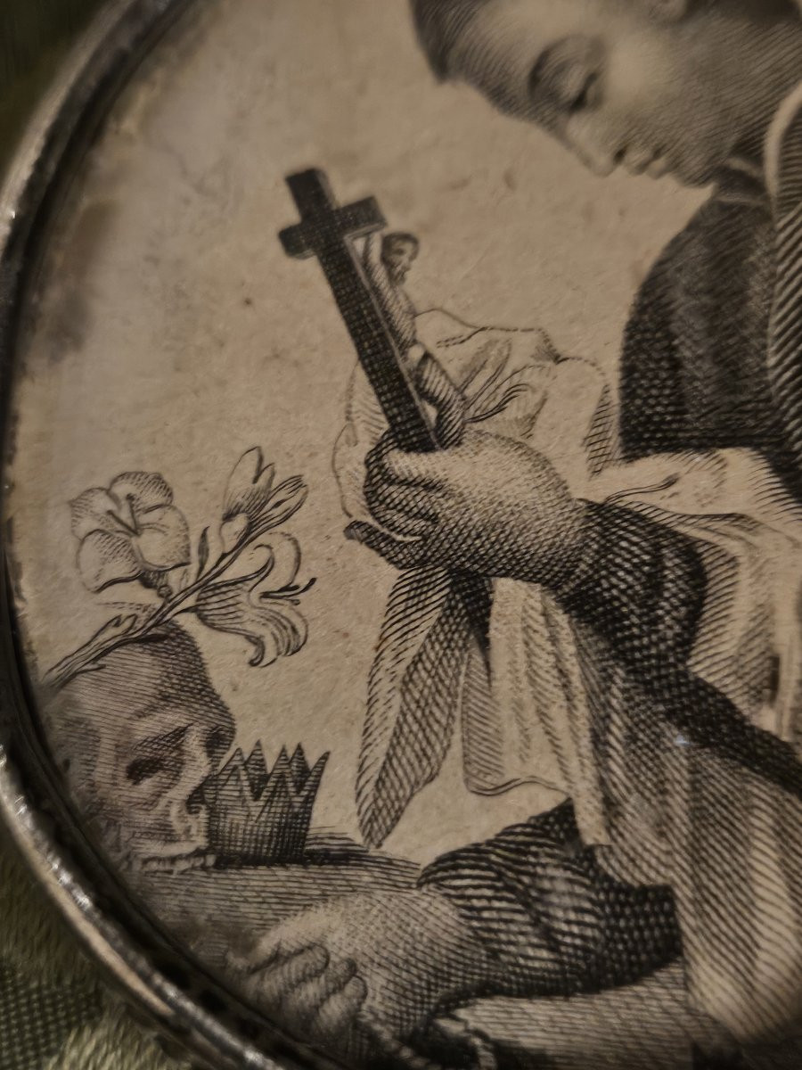 Silver Medallion, St Anthony Carrying The Infant Jesus On One Side And An Engraving On The Other.-photo-3
