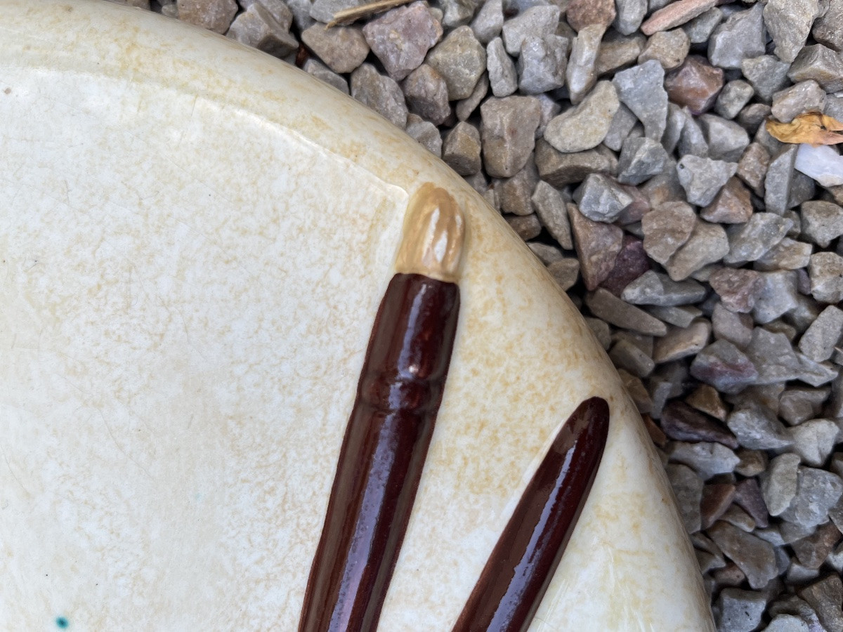 Amusant plateau ( à fromages ?), en faïence de Vallauris, simulant une palette de peintre.-photo-1