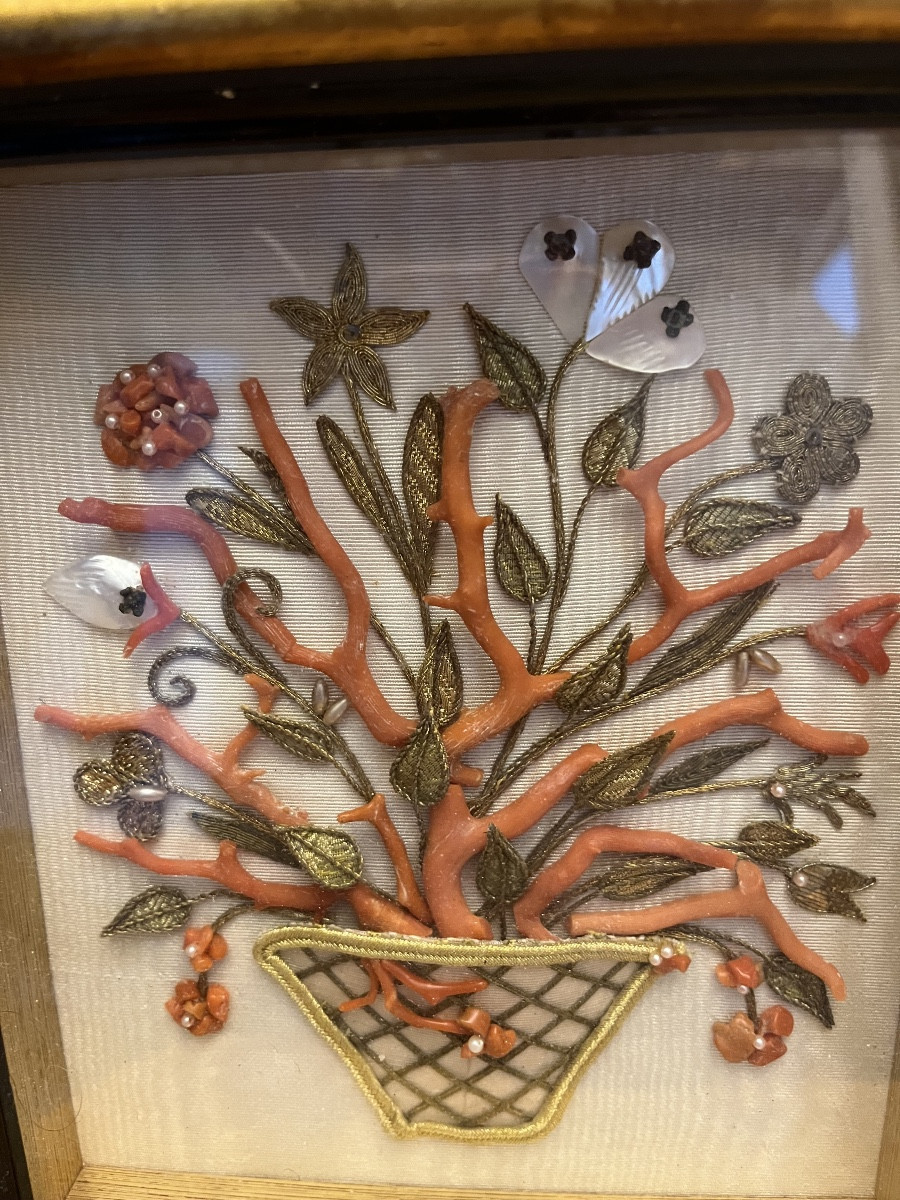 Nice Frame With A Set Of Red Coral. 