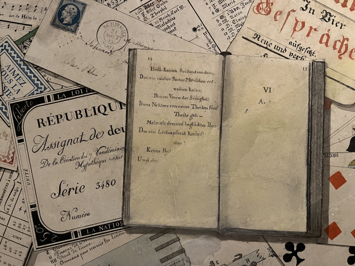 Grand dessin, trompe - l'oeil, avec toutes sortes de documents et des cartes à jouer. Mi 19 éme-photo-7