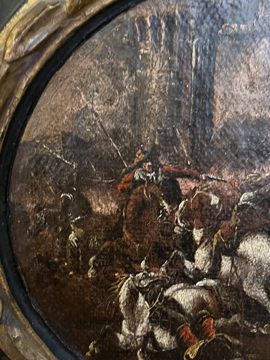 Tondo, huile sur toile collée sur un cadre, XVII eme. Scène de bataille.-photo-1