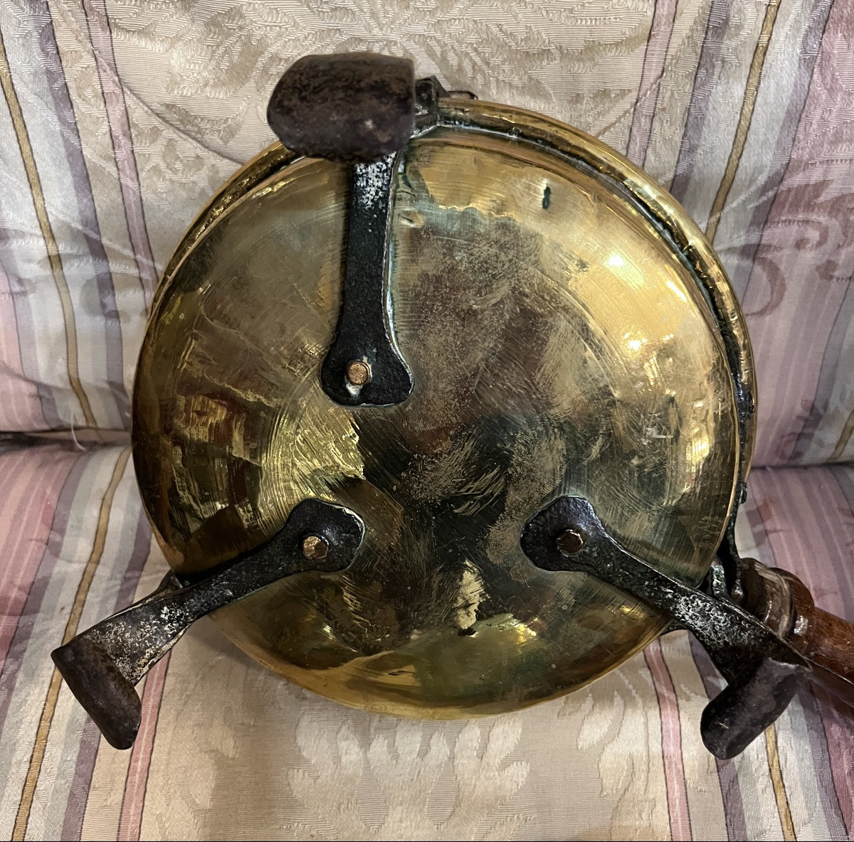 Element Of A 17th Century Copper Pharmacist's Brazier. -photo-3