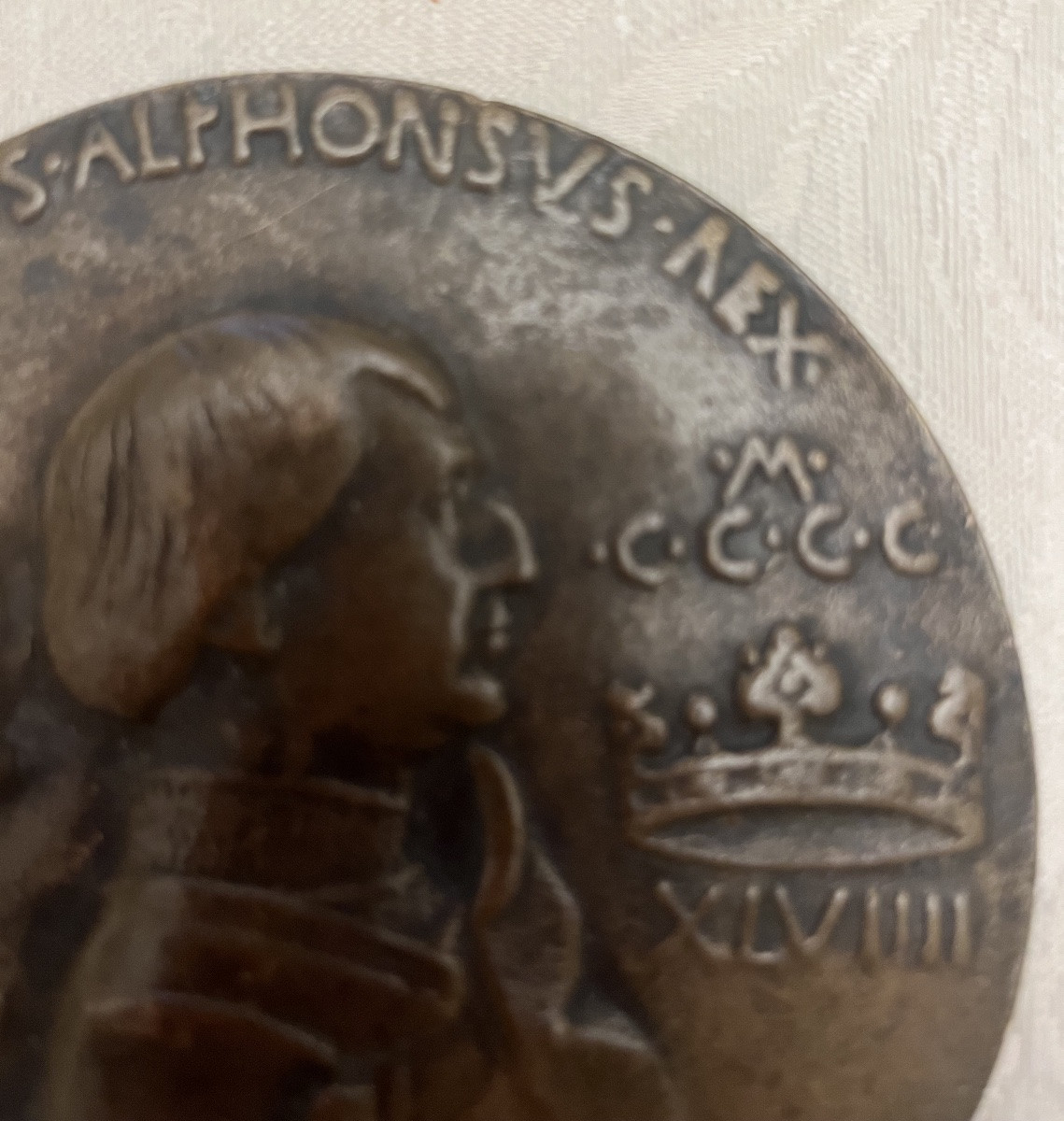 Medal Depicting A Man In Profile, With Hair And Clothing Characteristic Of The 16th Century -photo-2