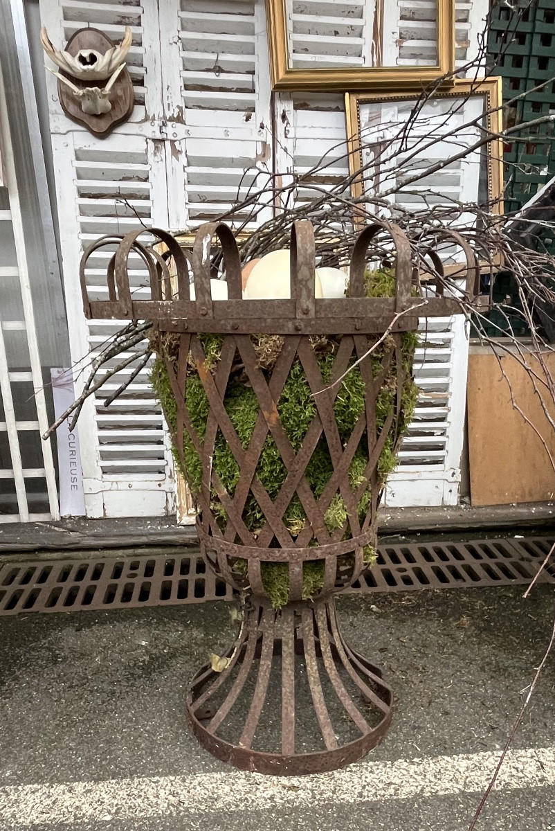 Large Medici Vase, Made Of Iron Strips. Indoor Or Garden Decoration.-photo-3
