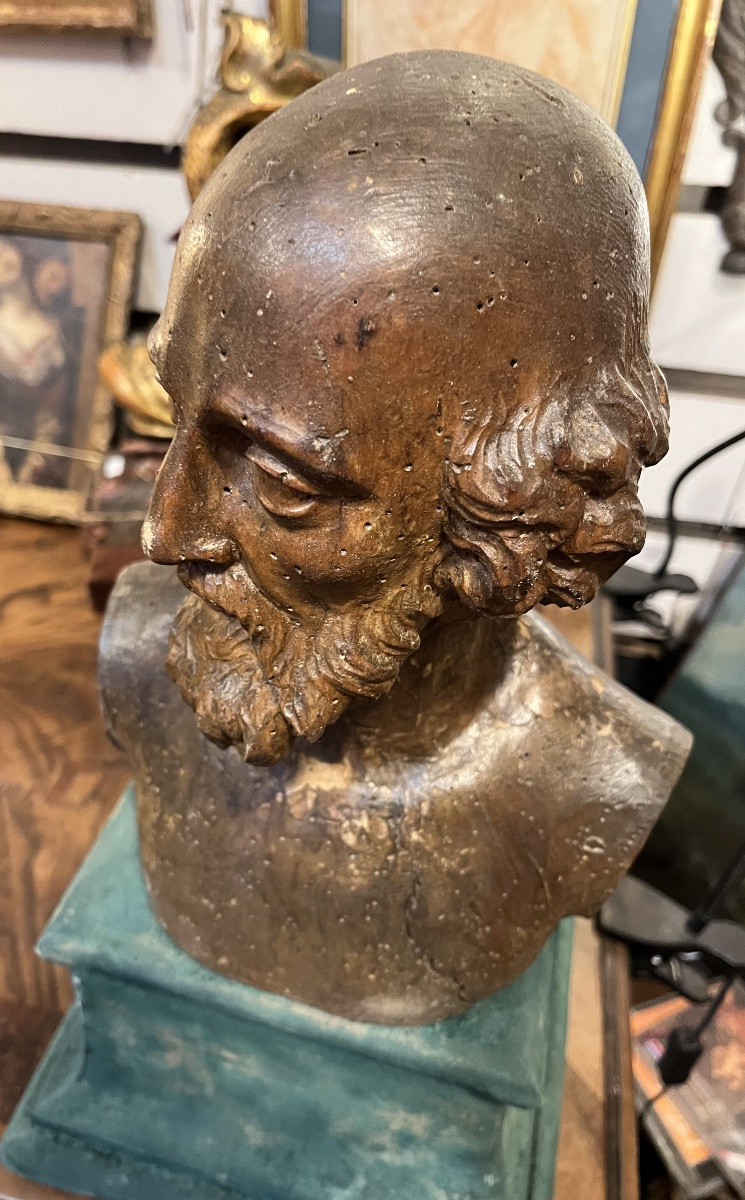 Buste en bois sculpté de saint homme, fin XVII ème siecle . France ou Italie -photo-2