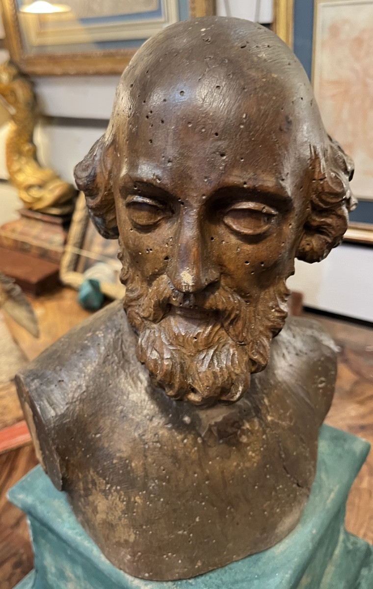 Buste en bois sculpté de saint homme, fin XVII ème siecle . France ou Italie -photo-1