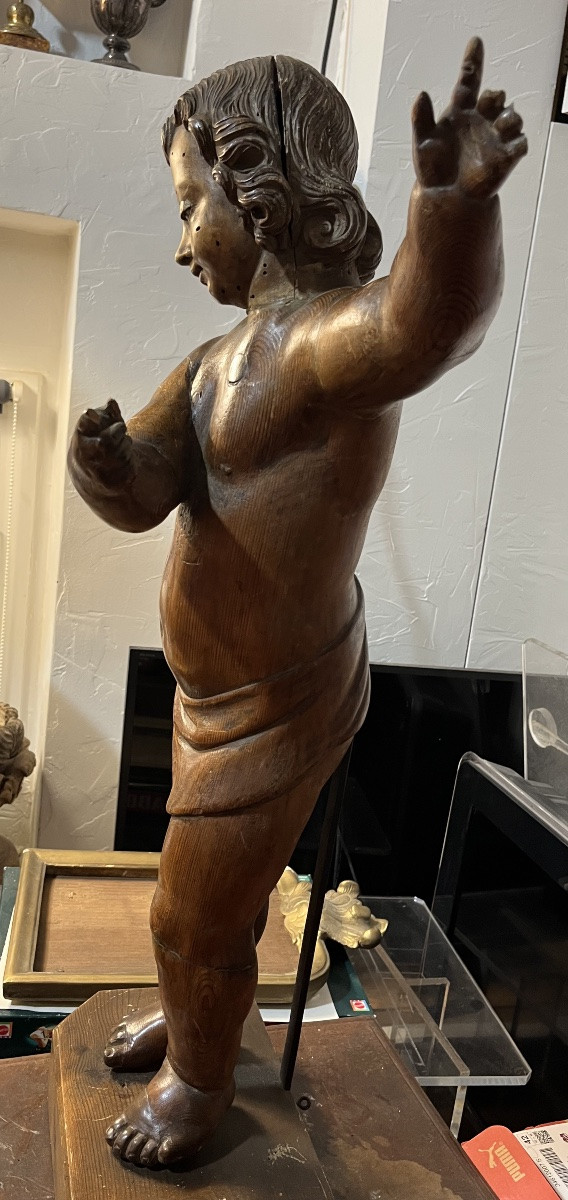 Grande statue en bois, XVIII eme siècle, représentant un Enfant Jésus.-photo-2