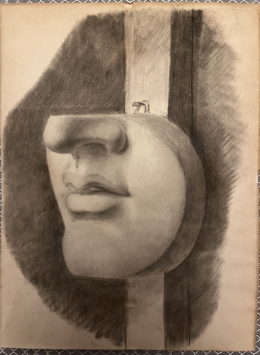 Étude au fusain d’une figure d’applique en plâtre. Vers 1930/40.